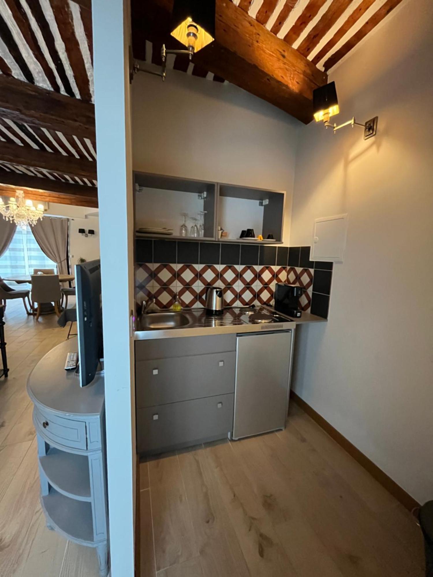 Maison D'Hotes Les Varietes แซ็งต์-เรมีย์-เดอ-โพรวองซ์ ภายนอก รูปภาพ