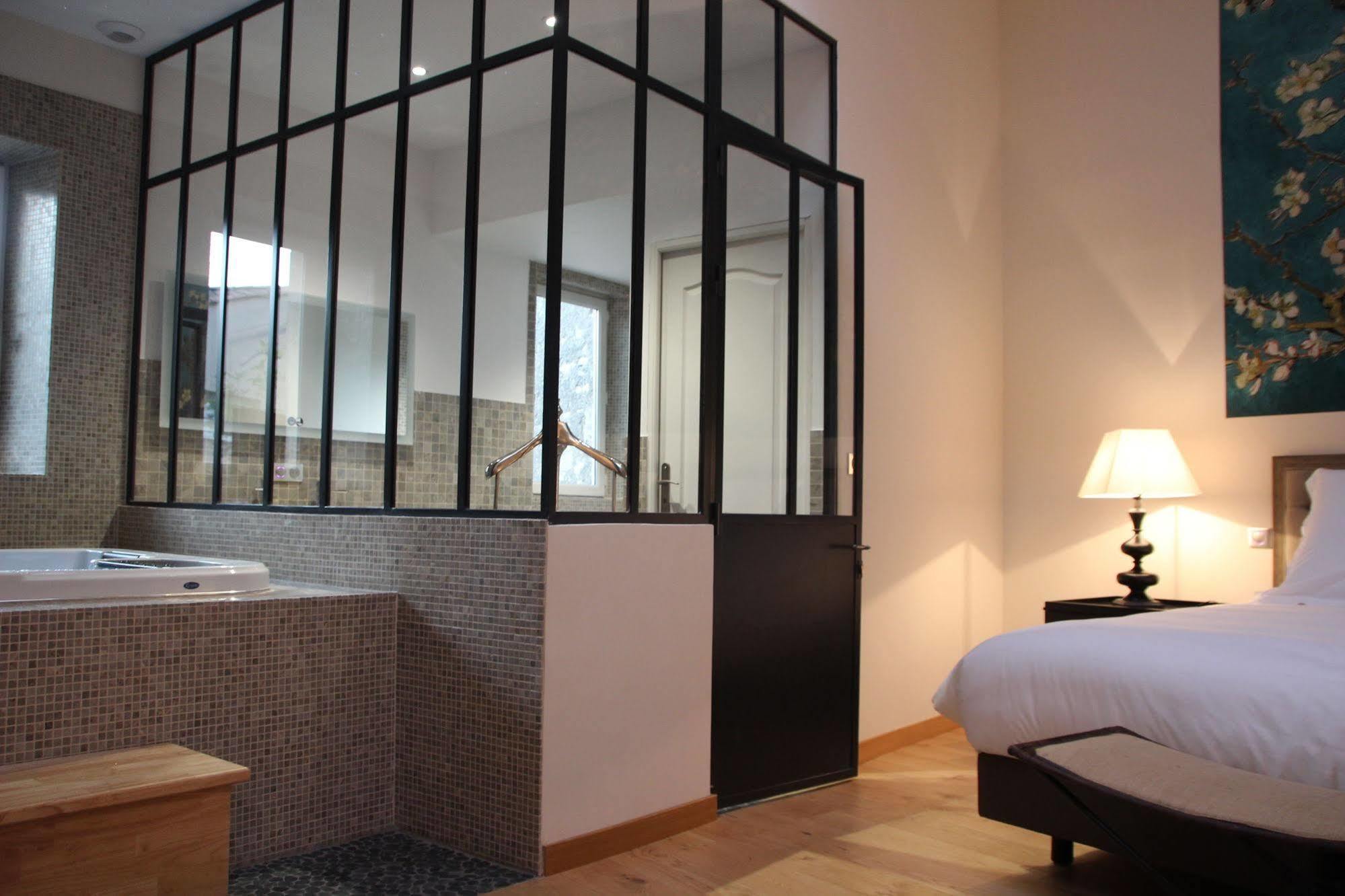 Maison D'Hotes Les Varietes แซ็งต์-เรมีย์-เดอ-โพรวองซ์ ภายนอก รูปภาพ