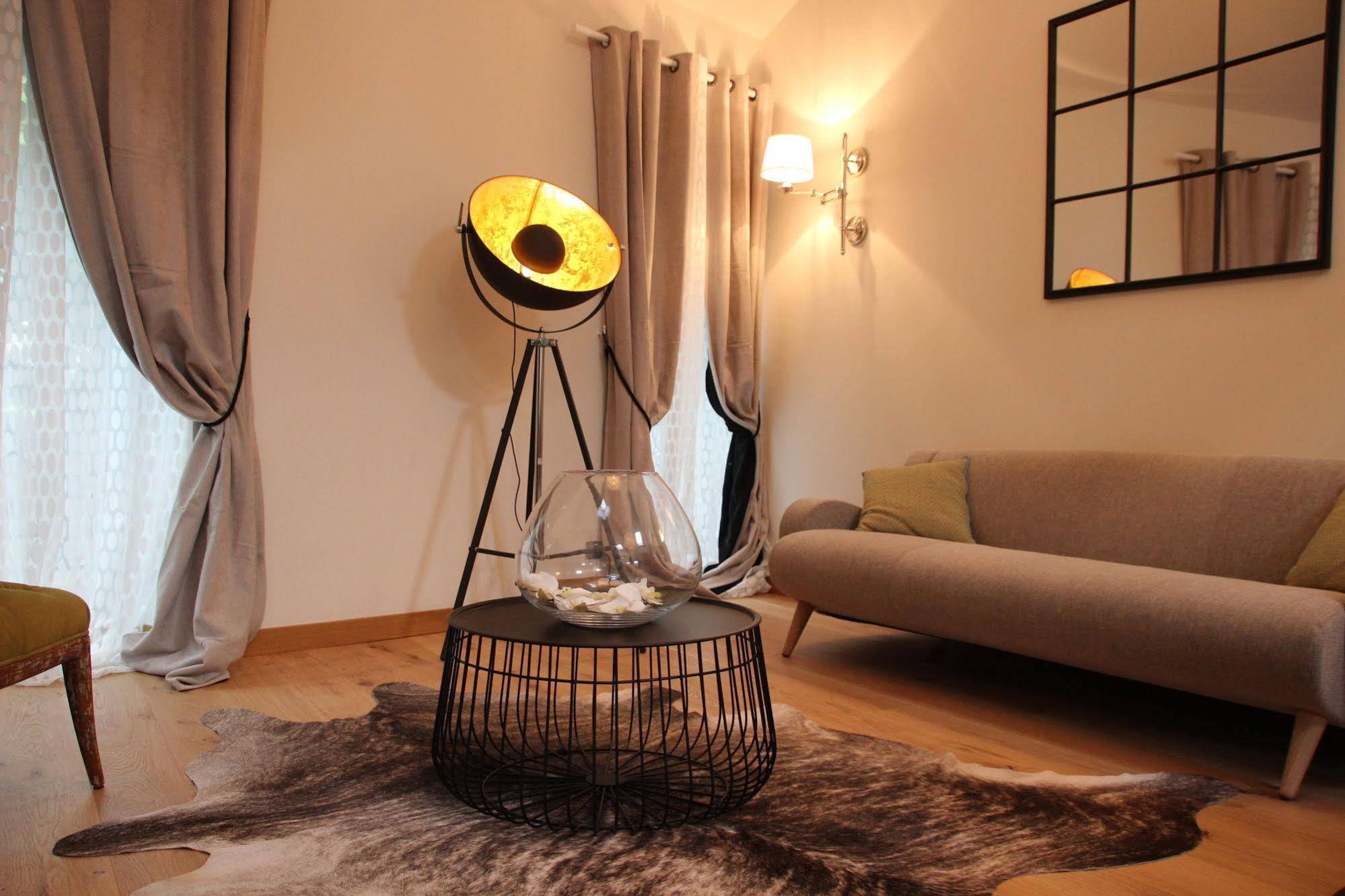 Maison D'Hotes Les Varietes แซ็งต์-เรมีย์-เดอ-โพรวองซ์ ภายนอก รูปภาพ