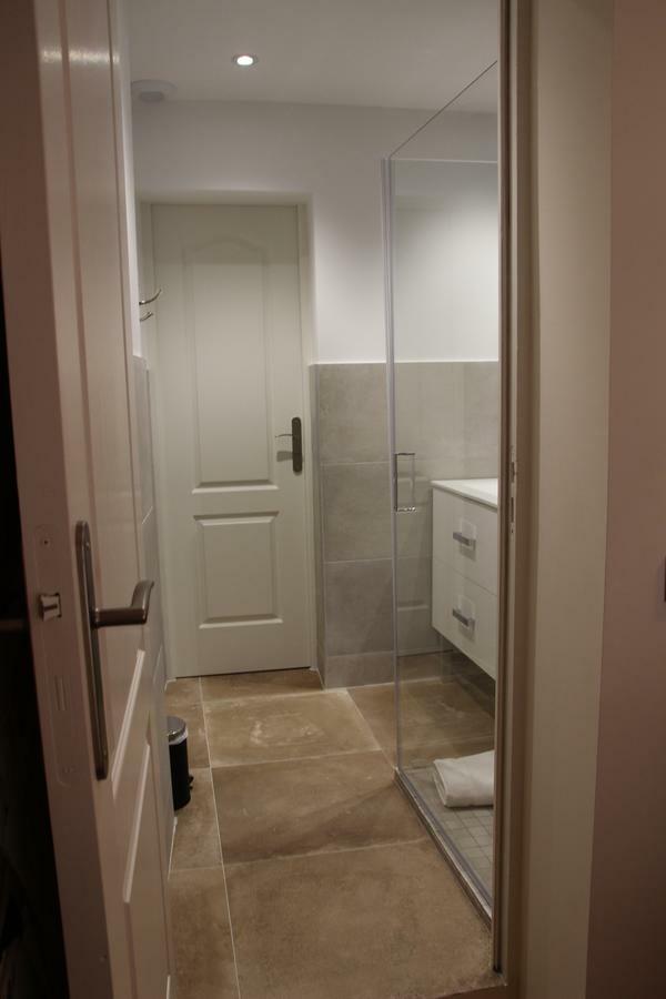 Maison D'Hotes Les Varietes แซ็งต์-เรมีย์-เดอ-โพรวองซ์ ภายนอก รูปภาพ